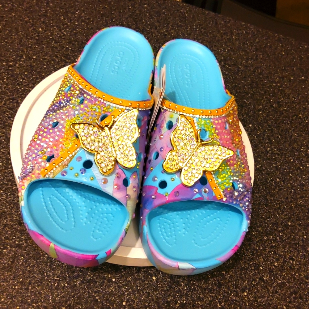 ☹MISSING.      Blingout Crocs design by💋💐BOUTIQUE nightcap